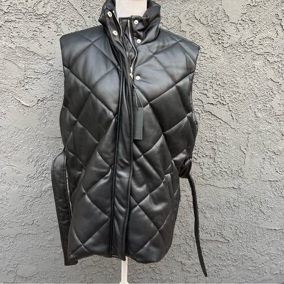 BLANKNYC Faux Leather Vest in Night Fever Size M - Picture 3 of 8